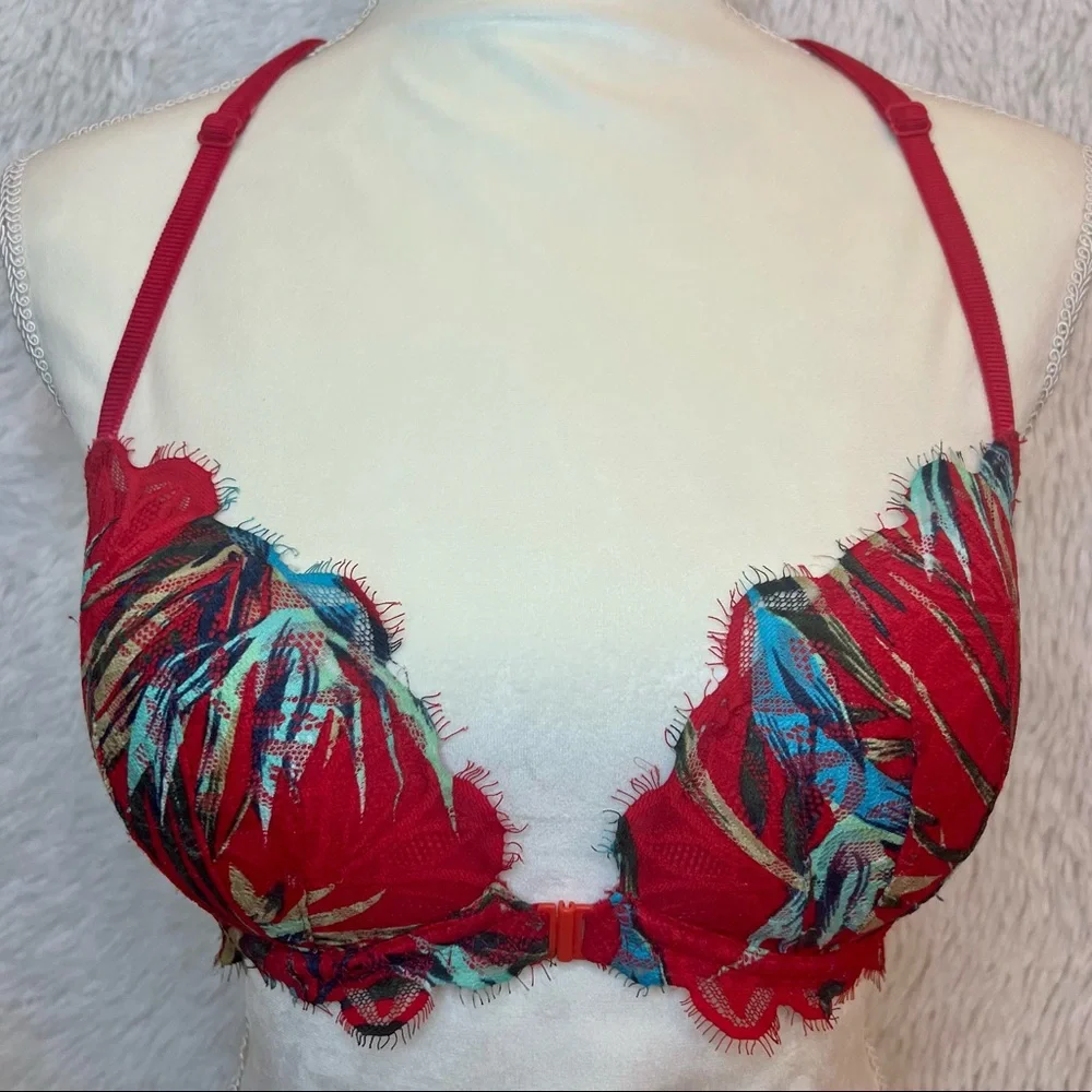 Victoria Secret Racer Back Bra - Picture 1 of 7